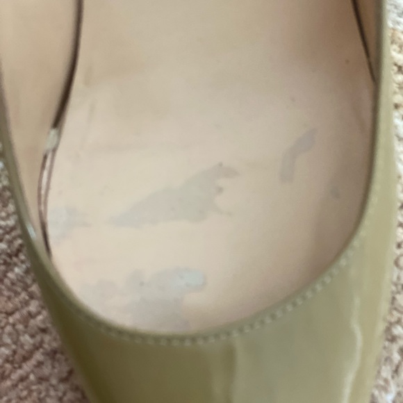 Christian Louboutin tan leather platform pumps - Picture 6 of 11